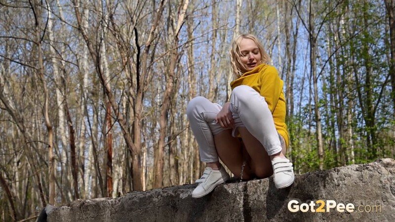 Elevated Blonde [FullHD 1920P]