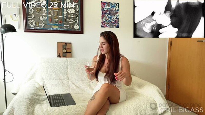 April BigAss - Reaction to a video of swallowing over 50 liters of urine and over 30 liters of semen! While I drink [FullHD 1080P]