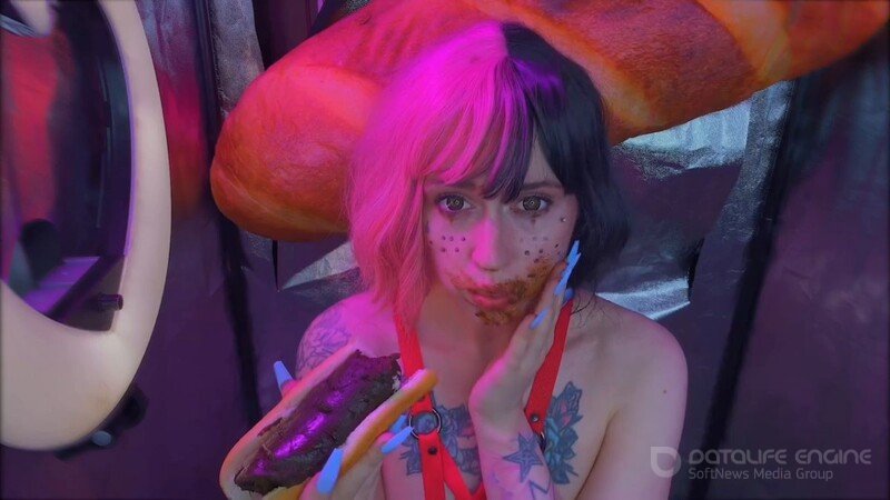SweetBettyParlour – I Wanna Eat My BIG Turd Sandwich! [HD 1280P]
