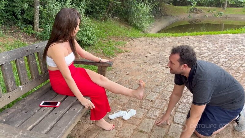 Brazilian Bad Girls: Ana Clara And Her Friend Dirty Foot Humiliation In Public! [FullHD 1080P]
