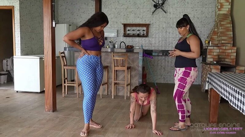 Licking Latinas Feet: Arya And Inara - You Didn'T Clean The Floor And It'S Your Fault! [HD 720P]