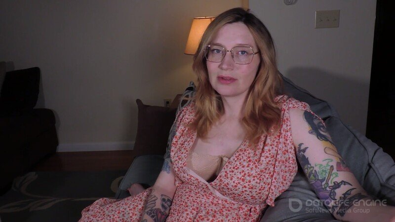 Bettie Bondage - step-Mom Helps You Win [FullHD 1080P]