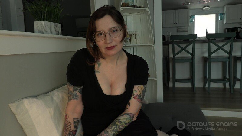 Bettie Bondage - Milky Stepmommy Helps You 4K [4K 2160P]