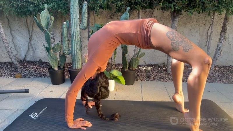 BrownRani - INDIAN BRAT NEXT DOOR RUINS YOU [HD]