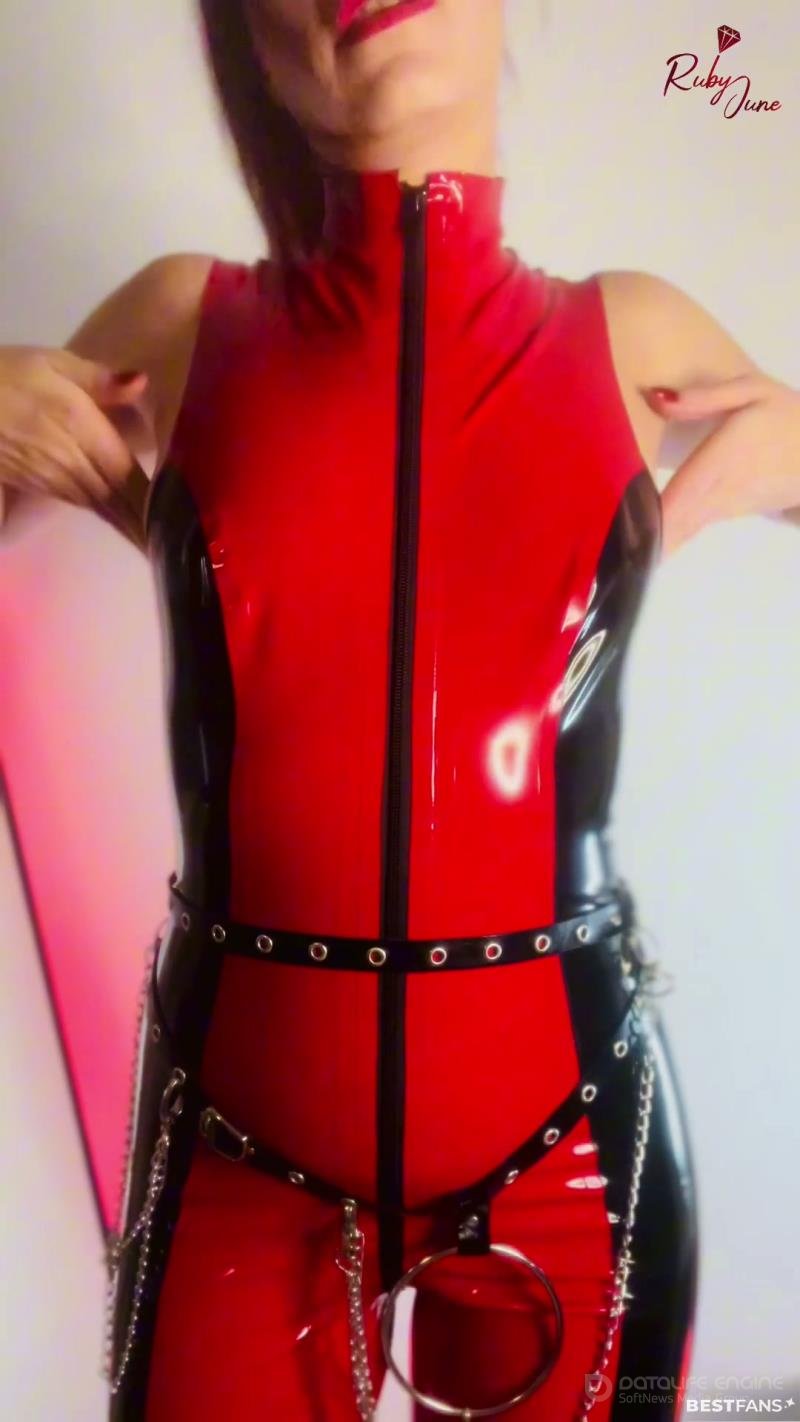 Ruby June - Liebst Du Das Geräusch Von Latex [FullHD]