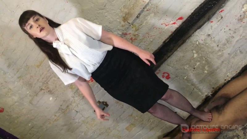Sadistic Queens - Squishysax - Mistress Vivienne lAmour - Prison Slave Interrogation [FullHD]