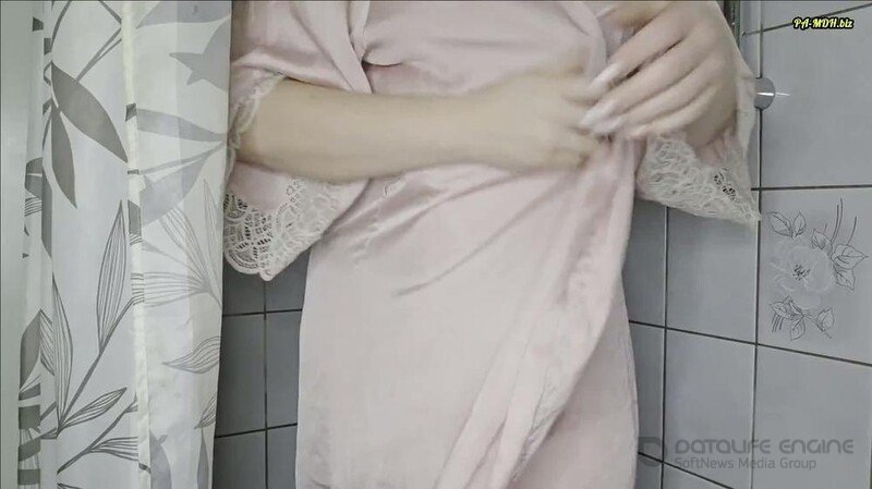 Anna-Lustig - T?rchen No.16 Userwunsch - Mund auf ich pisse rein [FullHD]