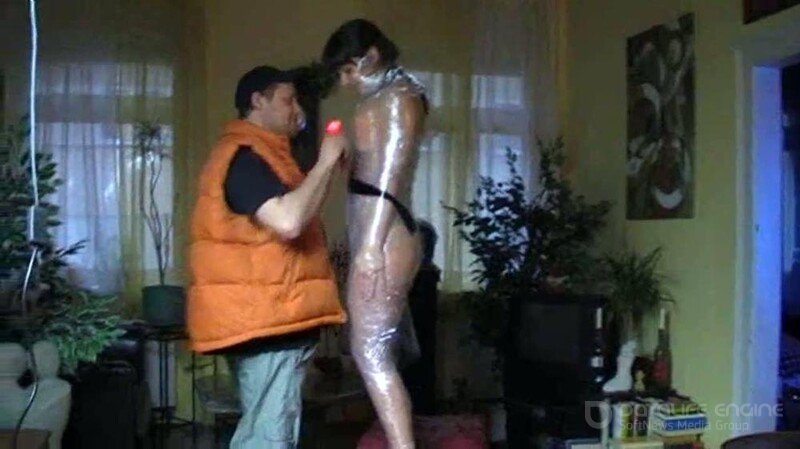 TeenyAnnabel - Bondage und Fick und Deep Throat [HD]