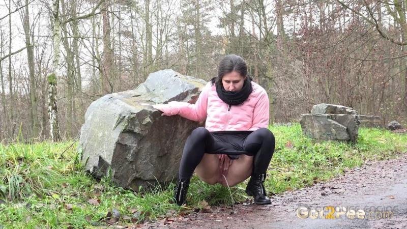 Lara Likes It Long [FullHD]