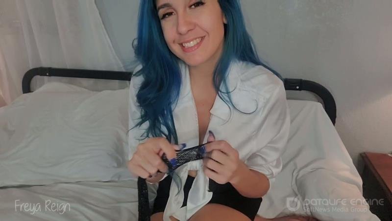 Freya Reign - Your First Time Trying On Panties [4K]