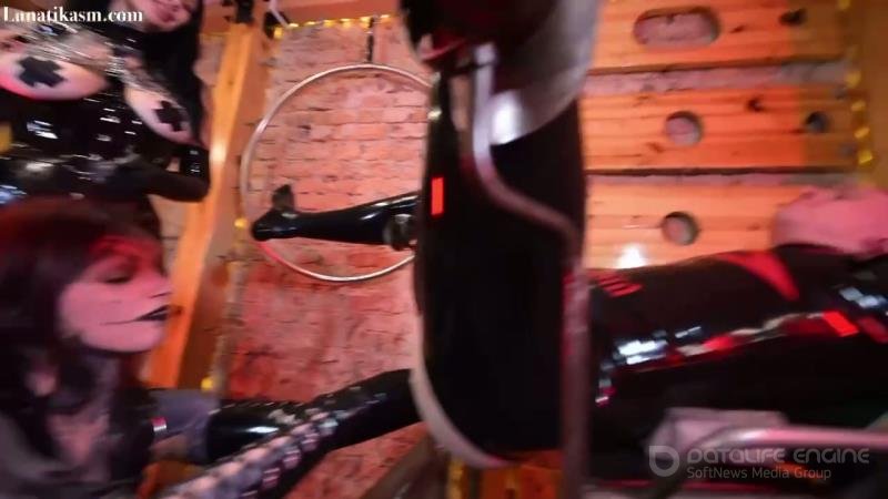 Mistress Lunatika - Double Fisting Duo [HD]