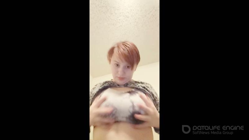 CurvyElvishGirl - 32DDD breasts and playing with them [FullHD]