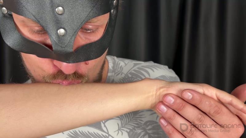 Domina Lee - Sensual Hot Kisses Of Gentle Hands Goddess [FullHD]