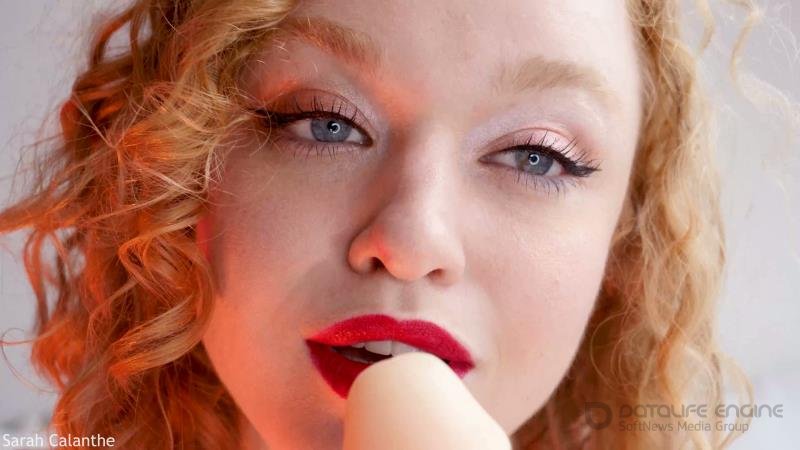 Sarah Calanthe - Lipstick and spit fetish and whispering [4K]