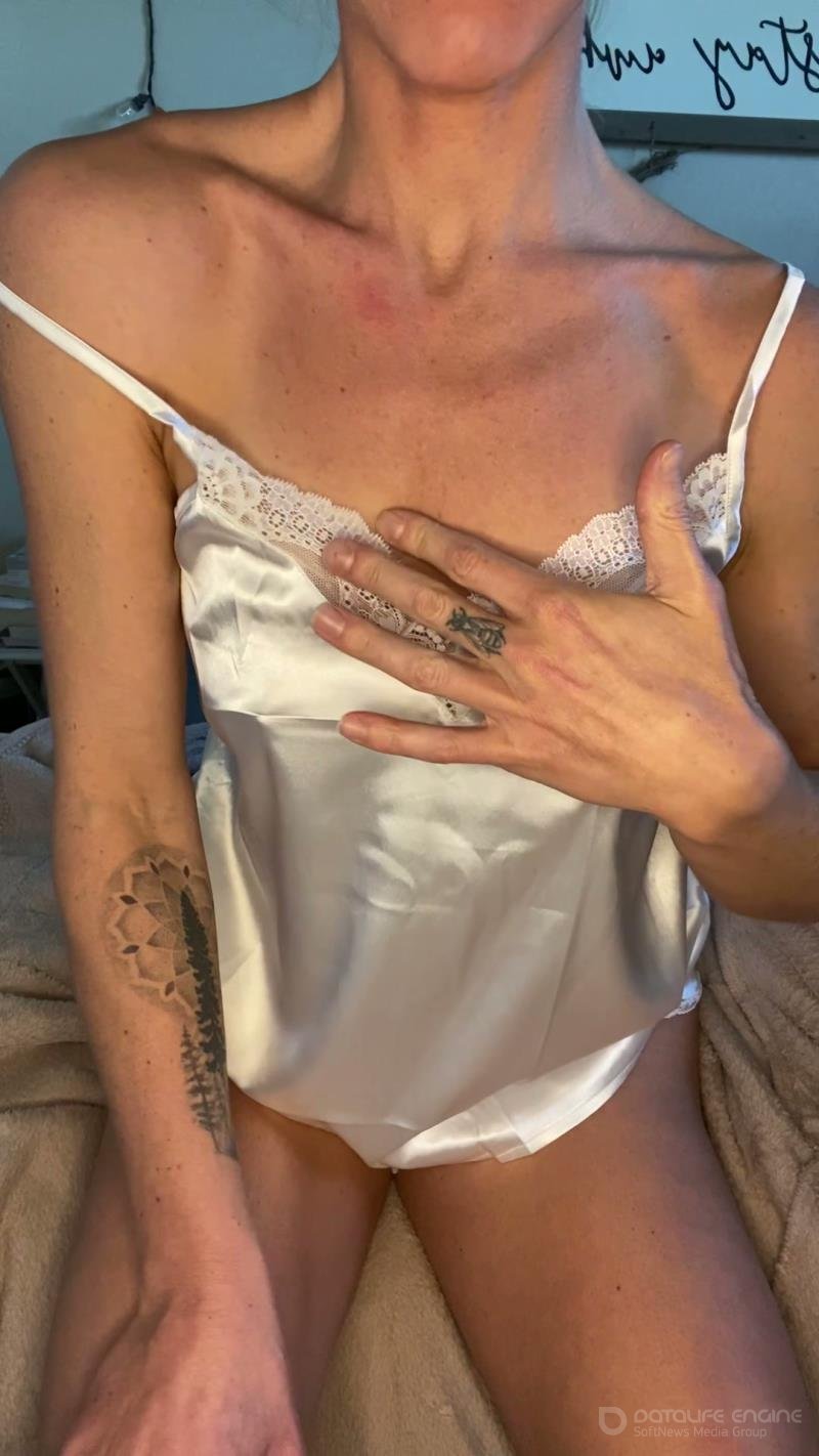 JodisLips - Pretty flirty girl [FullHD]