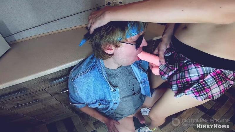 KinkyHome - Cute Sexy Girl Fucks A Boy In The Kitchen [FullHD]
