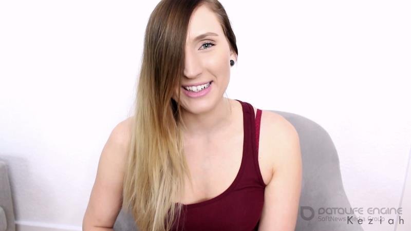 Keziah - Bladder Holding Challenge [FullHD]