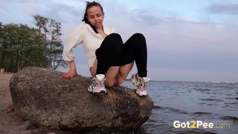 Into The Sea [FullHD]