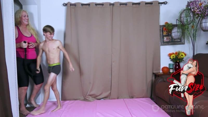 Funsize Productions - Funsize Frank - Funsize Tug Of War [FullHD]