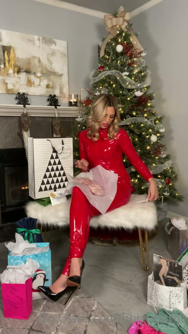 Heather Highborne - Look at all the wonderful s I got for Christmas to ruin you with 004 [FullHD]