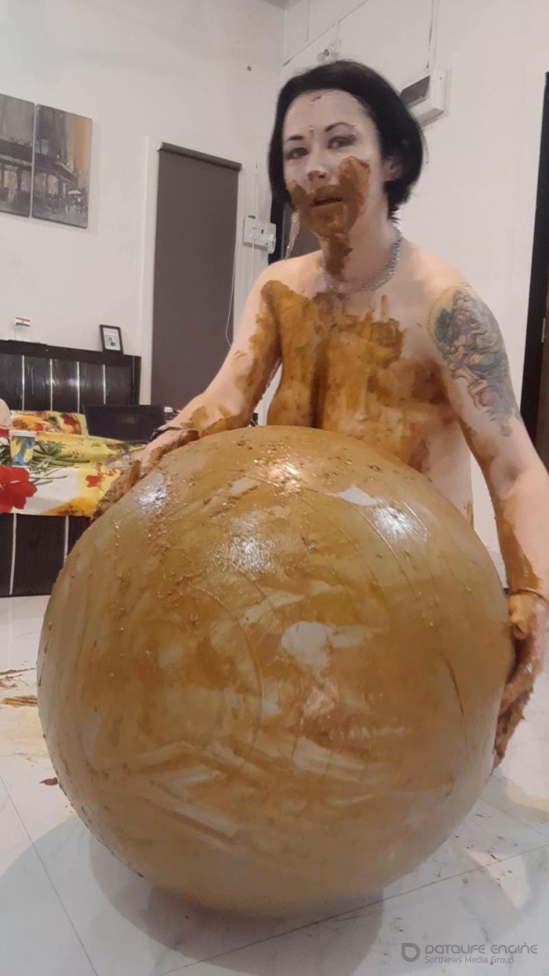 KinkyBunny – Erotic Scat with Yoga Ball [SD]