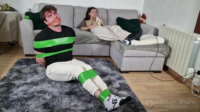 Liricaa Lamat - Speakuss - Speakuss Gets Punished For Being Annoying To Liricaa [FullHD]