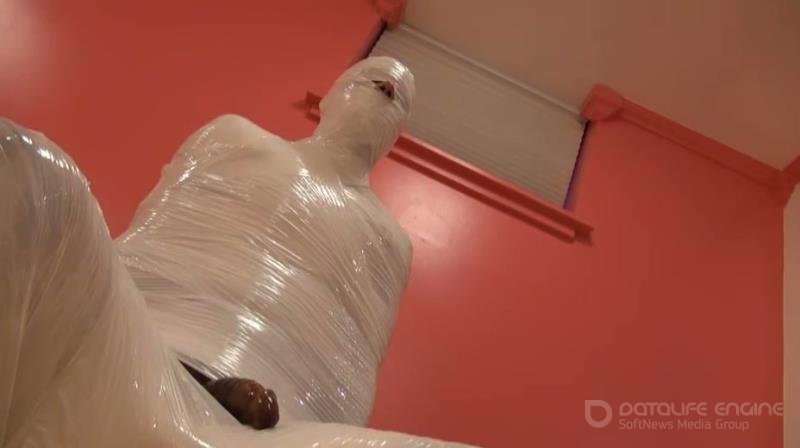 Christina Qccp - White Wrap Blue Balls [SD]