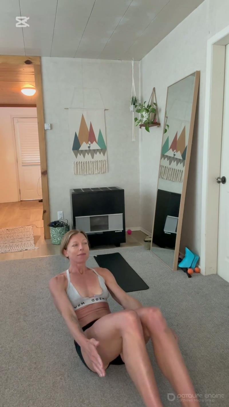 JodisLips - Body swap with Jodis fit body [FullHD]