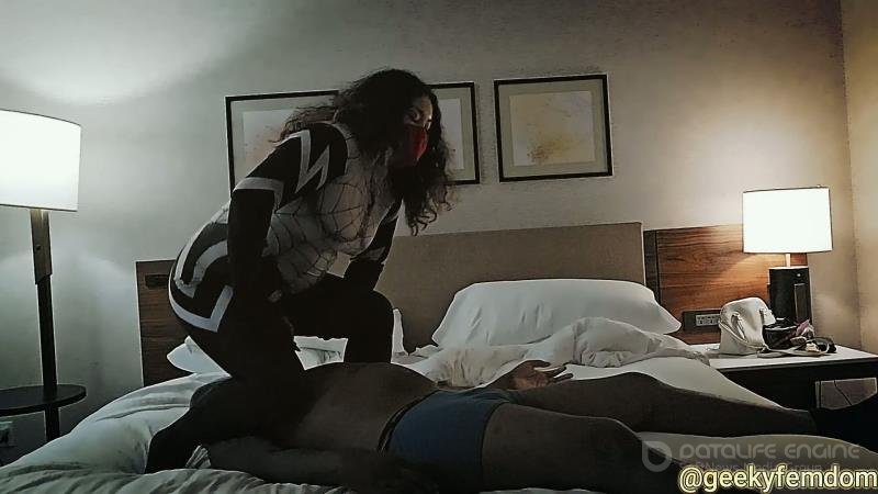 The Kinky Geek - Wrecked By Silk [FullHD]