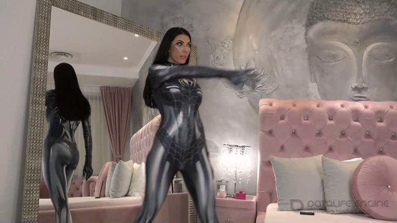 Vivienne Ruth - Goddess Venom Vs. Doctor [FullHD]