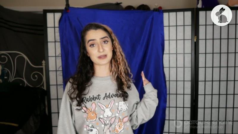 LittleBunnyB - Behind the Scenes with Little Bunny B [FullHD]