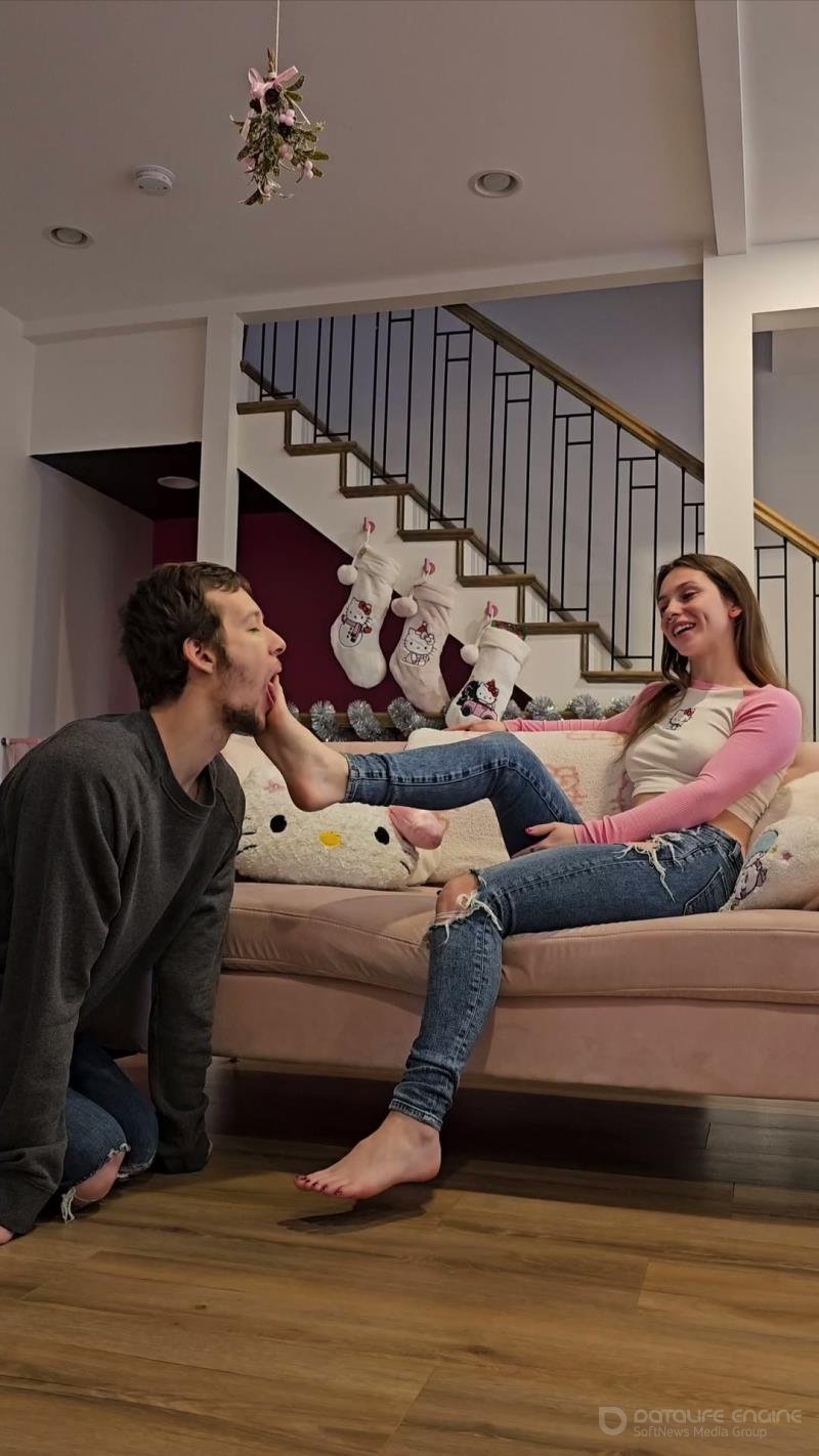 HoneyPotProductions - Mistletoes [FullHD]