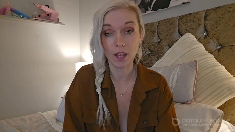 Lexi Snow - Aunt Sucks Your Cock As Payment [FullHD]