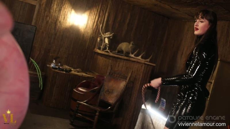 Vivienne l'Amour - Painful Pegging In Stocks [HD]