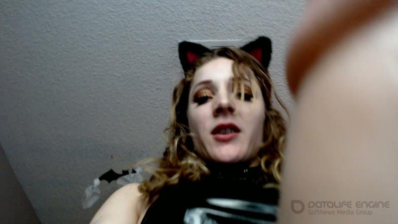 Kristie Bish - Spooky Femdom Face Fucks Her Slut POV [FullHD]