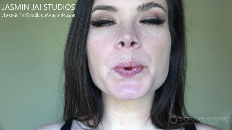 Jasmin Jai Studios - Sucking On Gummy Bears [FullHD]