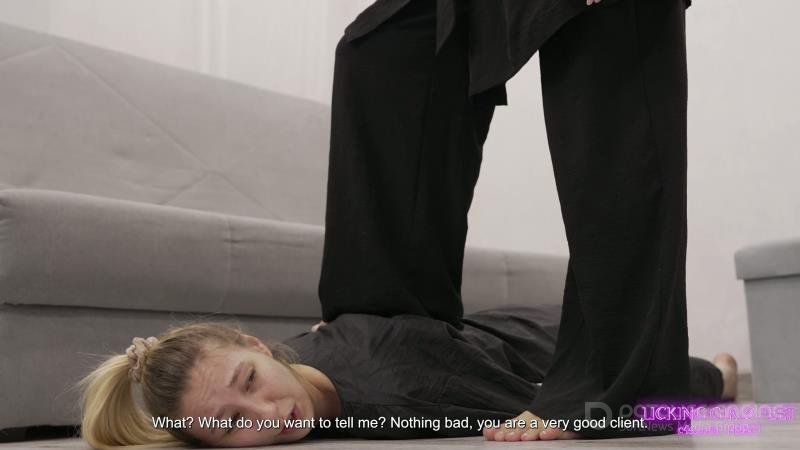 Servants For Girls - EMILY - A great day for my feet to relax 4K [4K]