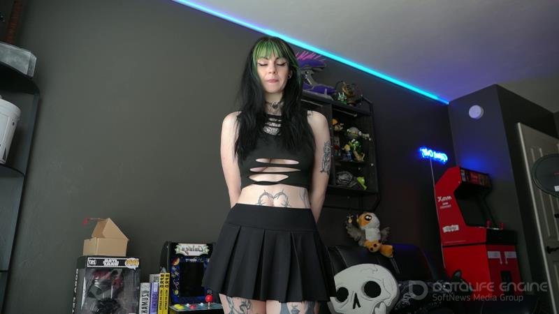 Prettyinpunk92 - I Don't Need To Be Nude To Make You Cum [4K]