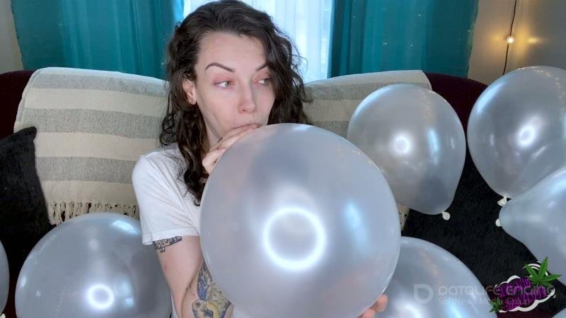 Ryland BabyLove - inflating balloons [FullHD]