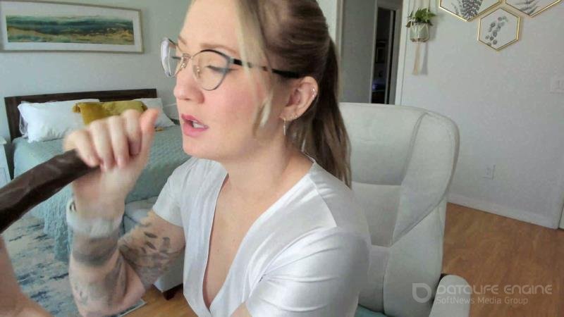 BelaTalbotxx - Mean GF Cucks You At The Gym [FullHD]