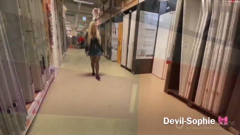 SteffiBlond - Extrem erwischt - Baumarkt Piss eskaliert [FullHD]