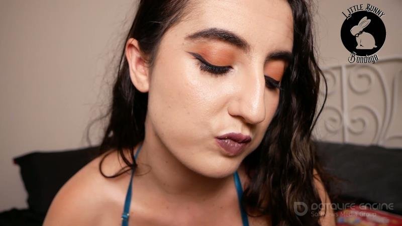 LittleBunnyB - Cheez It ASMR Muckbang [FullHD]