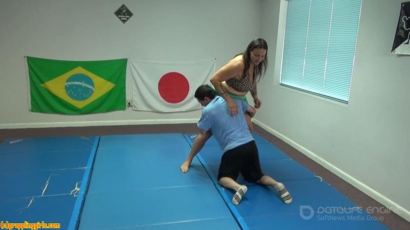 Grappling Girls In Action - Ggstrongwoman42 [FullHD]