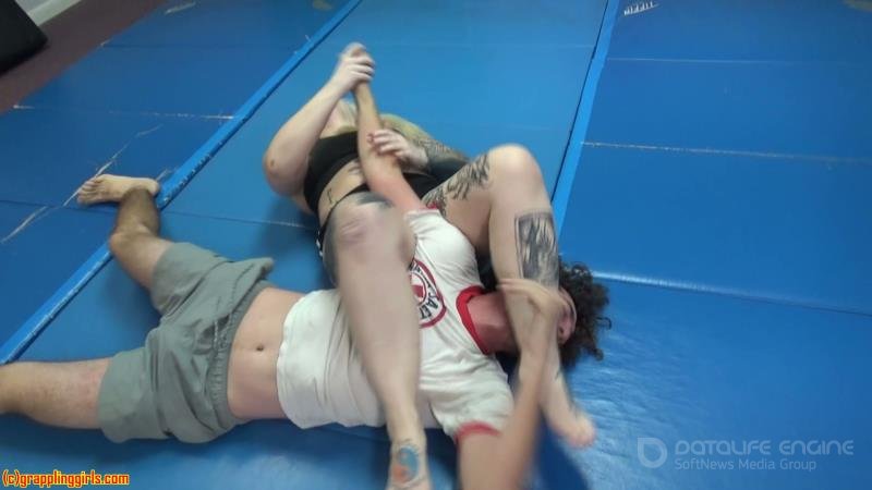 Grappling Girls In Action - Ggaliyaanaconda5 [FullHD]