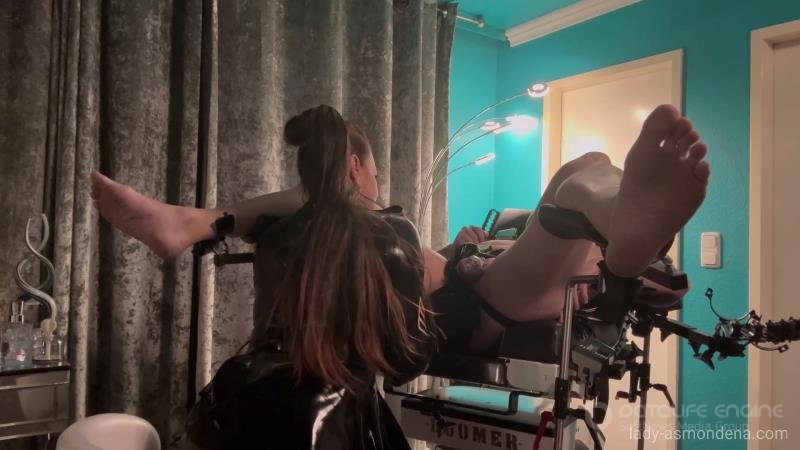 Mistress Asmondena - Live Fisting Session [FullHD]