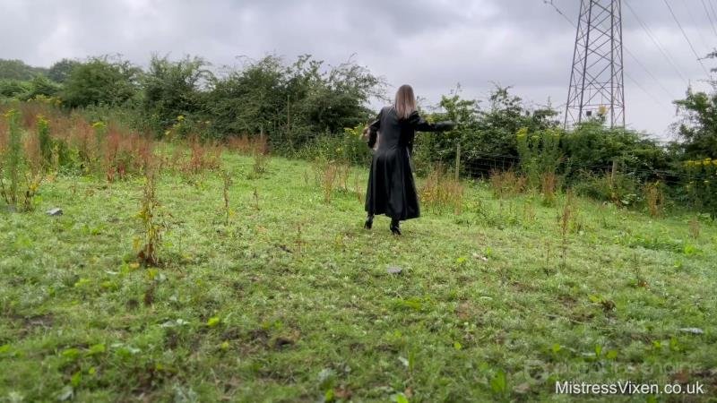 Mistress Vixen - Lunge whipping [FullHD]