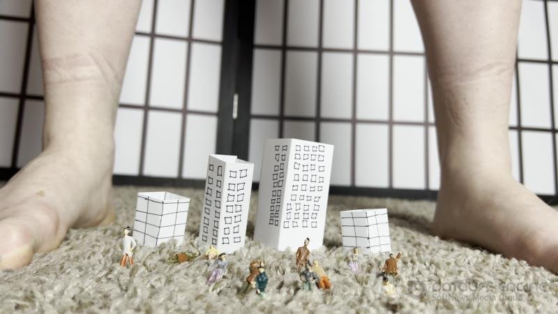 itskinkerbell - Don't Disturb Giantess Alice [4K]