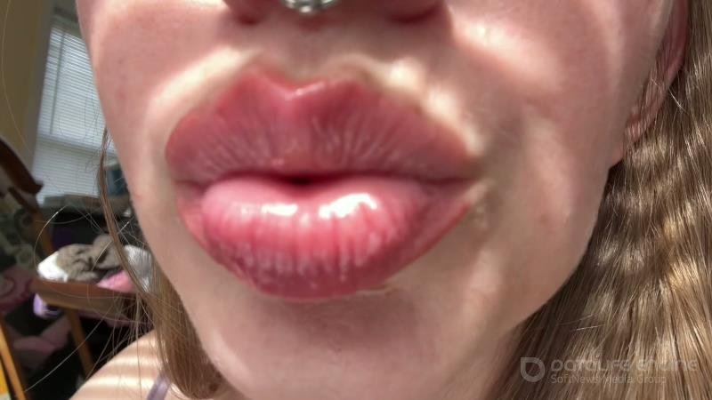 Lucy Spanks - Natural Face Worship Blonde [FullHD]