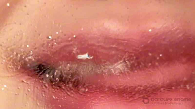 Shye White - Lip Gloss Crush Tiny Boys Hush [FullHD]