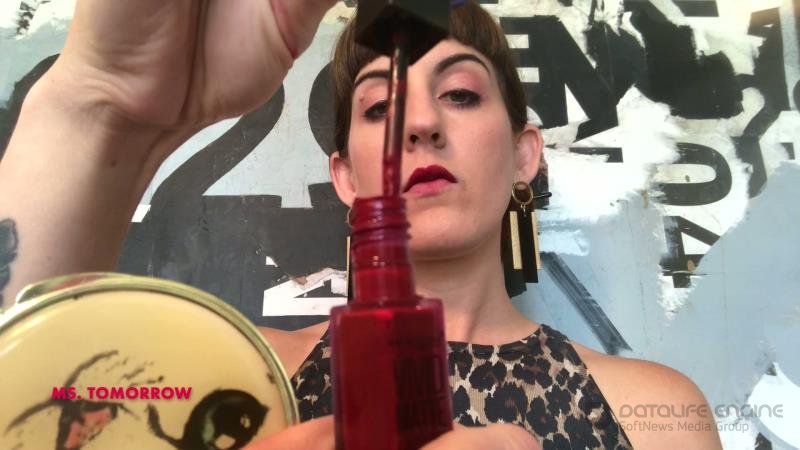 DommeTomorrow - A Need For Lipgloss [FullHD]